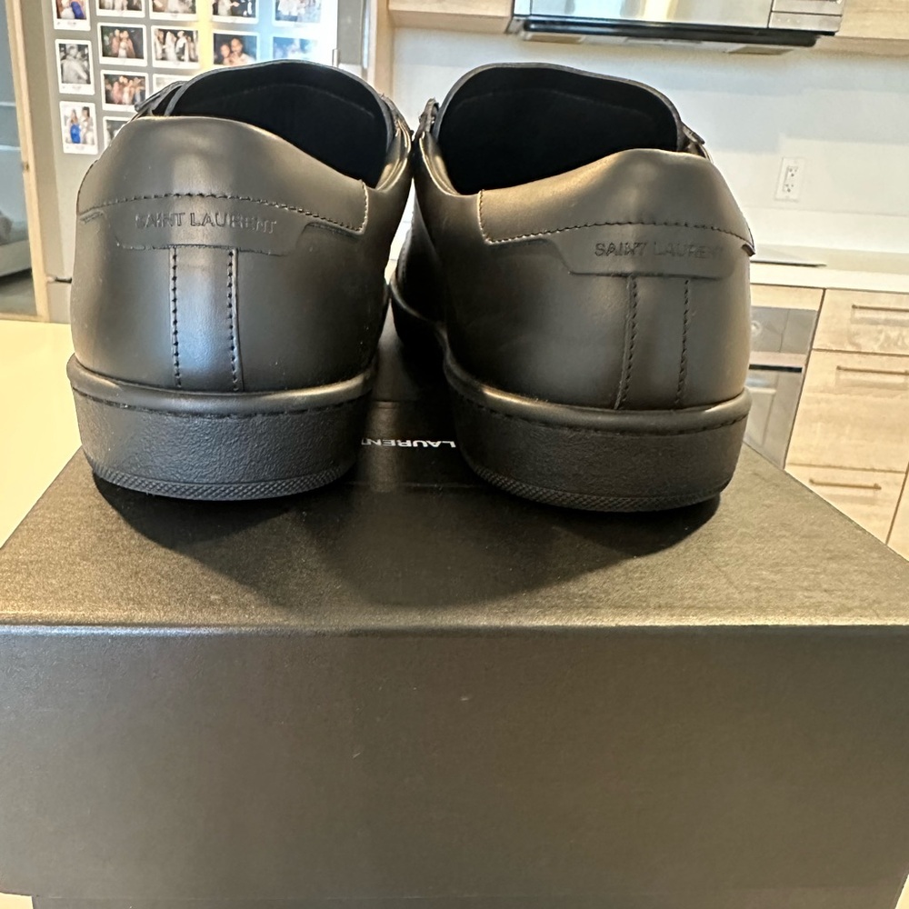 COPY - Saint Laurent low top sneakers - Picture 2 of 4